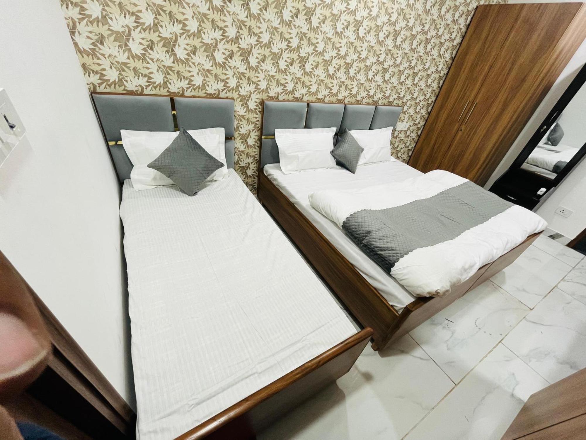 Townhouse Happy Habitat Guest House Greater Noida Exteriér fotografie