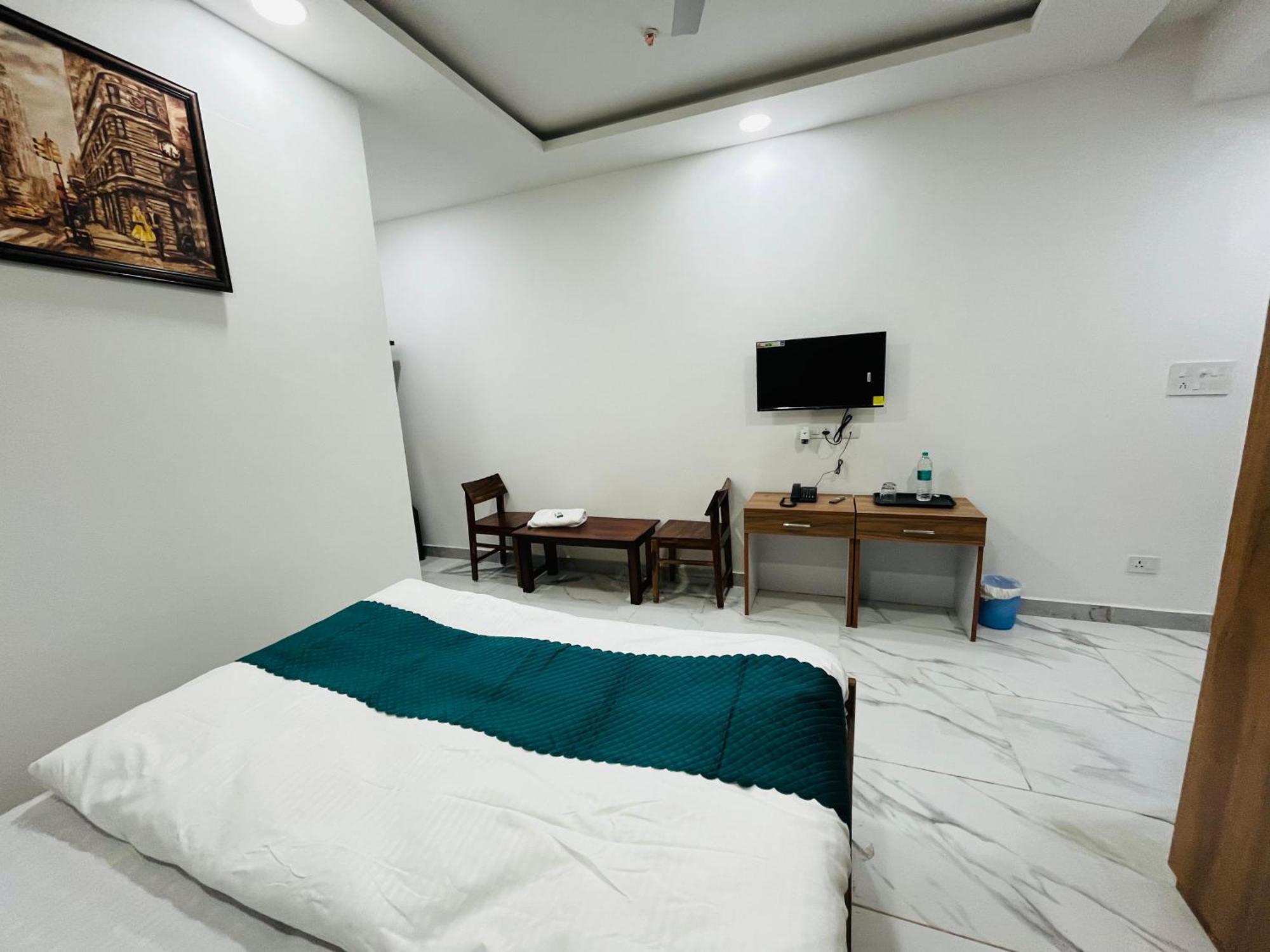 Townhouse Happy Habitat Guest House Greater Noida Exteriér fotografie