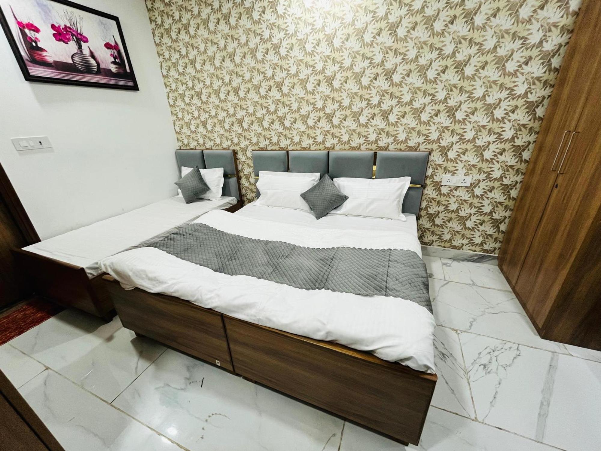 Townhouse Happy Habitat Guest House Greater Noida Exteriér fotografie